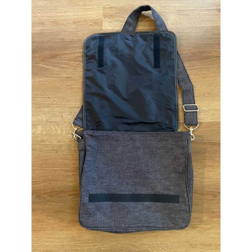 TOMMY HILFIGER Denim Messenger Crossbody Bag Blue Adjustable Strap & Flap - Picture 2 of 6